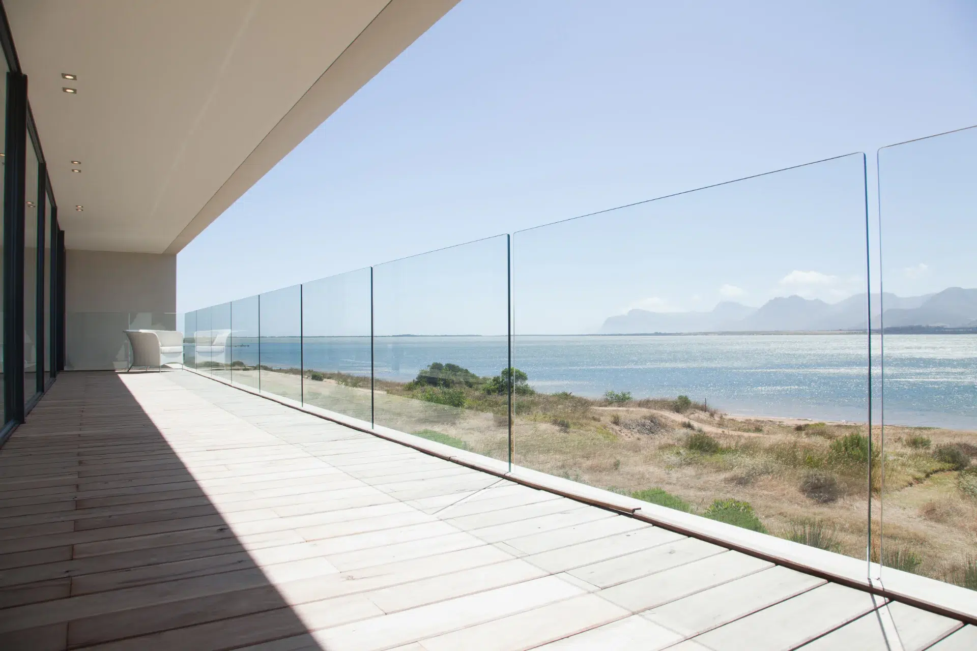 VLX 120 Glass Railing System in Lantana, FL | Sightline Windows & Doors Lantana - detail 1
